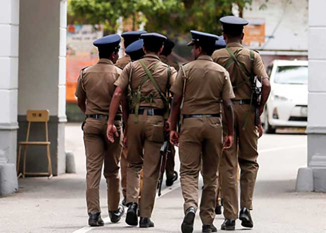 தாக்குதல் நடத்தவிருந்த இருவர் கைது