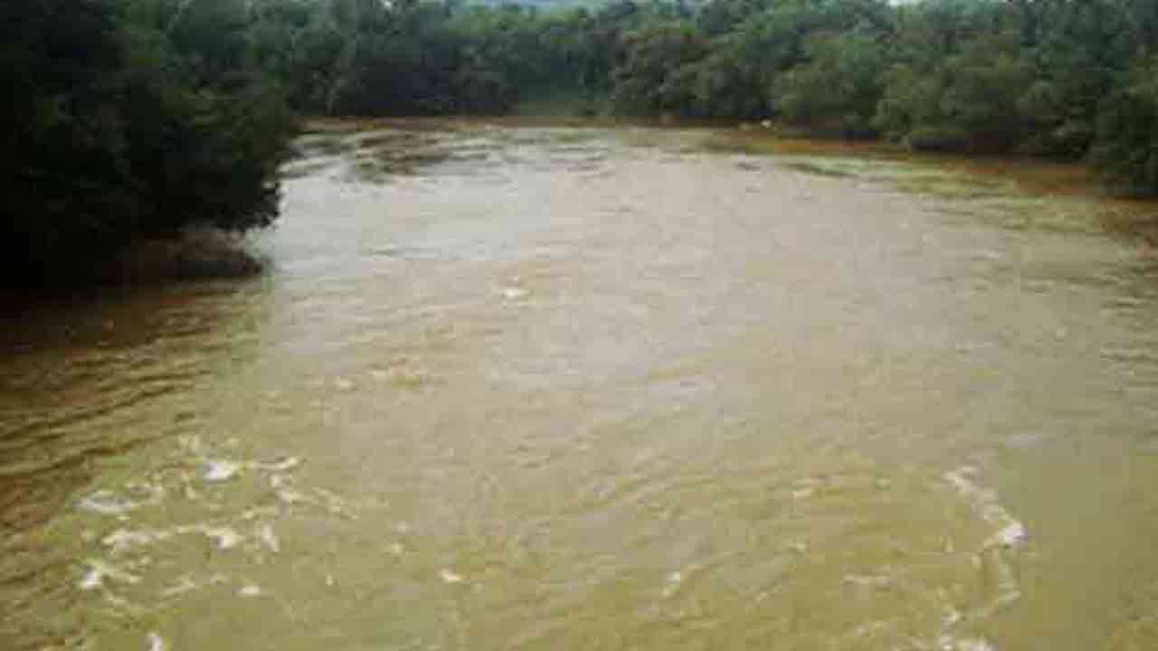 வெள்ளப்பெருக்கு அபாயம் குறித்து பொதுமக்களுக்கு எச்சரிக்கை