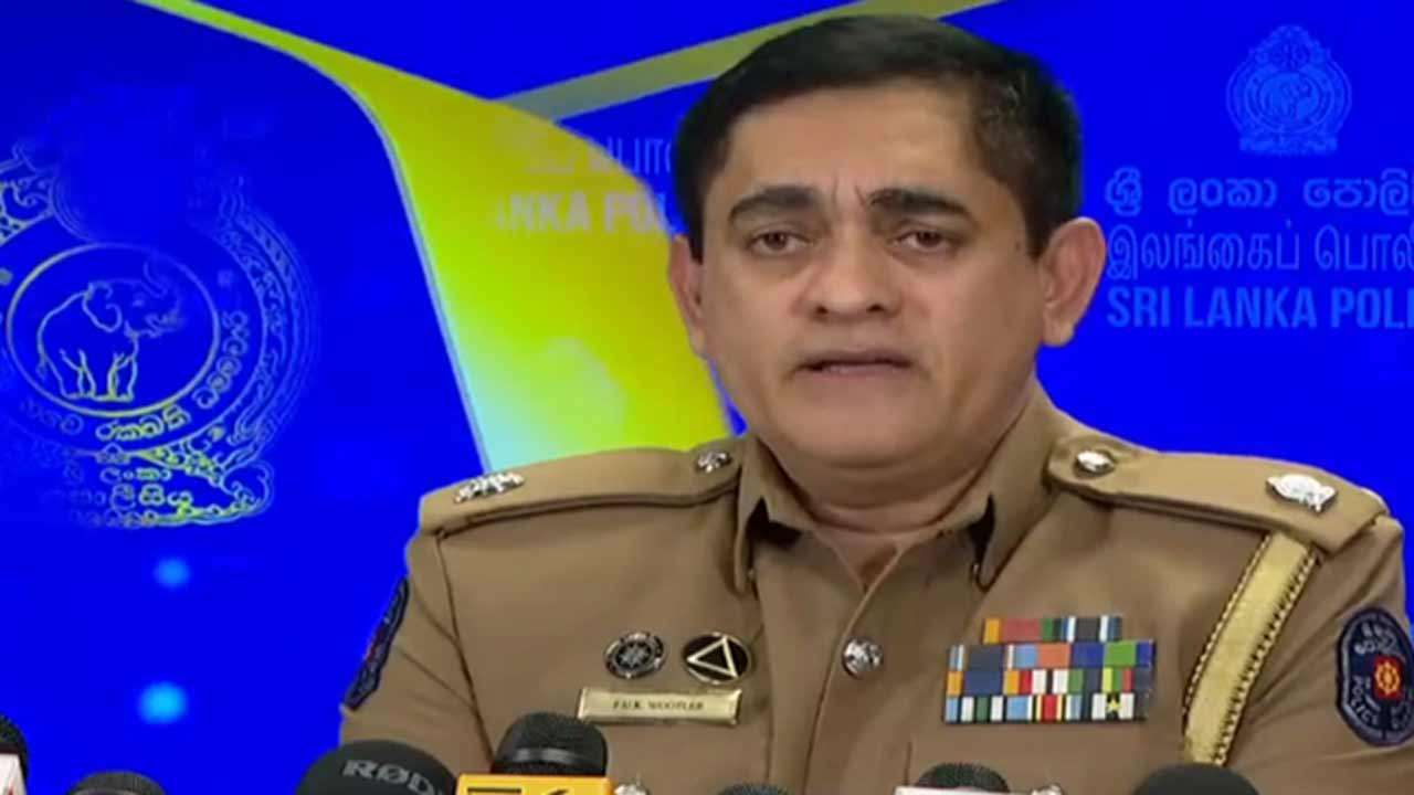 வெளியே செல்லும்போது எடுக்கும் செல்பிகளை வெளியிடாதீர்!