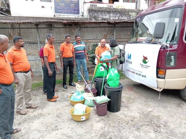 நுவரெலியா செய்தியாளர்களுக்கு மாத்தறை ஊடகவியலாளர்களின் மனித நேய உதவிகள்