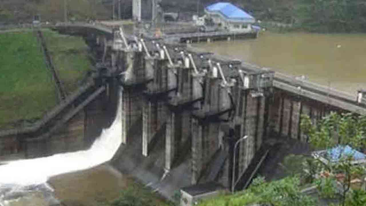 கொத்மலை அணை உடைந்ததாக பரவும் தகவல் உண்மையில்லை