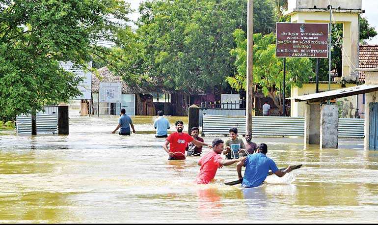 நிவாரண நிதி மறுக்கப்பட்டதாக மனித உரிமைகள் ஆணைக்குழுவில் புகார்