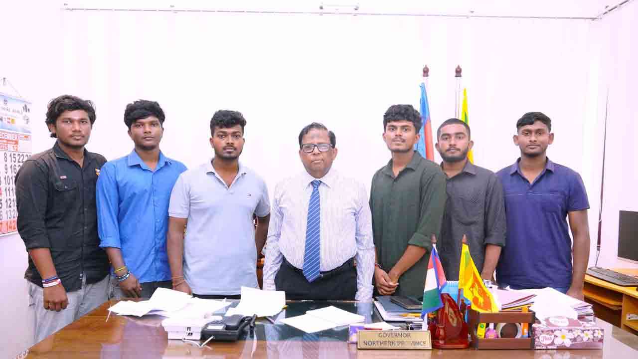 கலா ஓயா வெள்ள மீட்பு கடற்படை வீரர்களை கௌரவிக்க கோரிக்கை