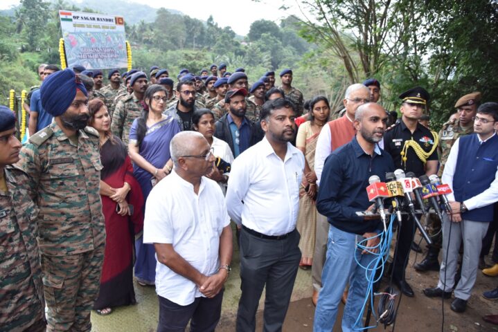 கண்டி-இராகலை வீதியில் இந்தியாவின் பெய்லி பாலம் திறந்துவைப்பு