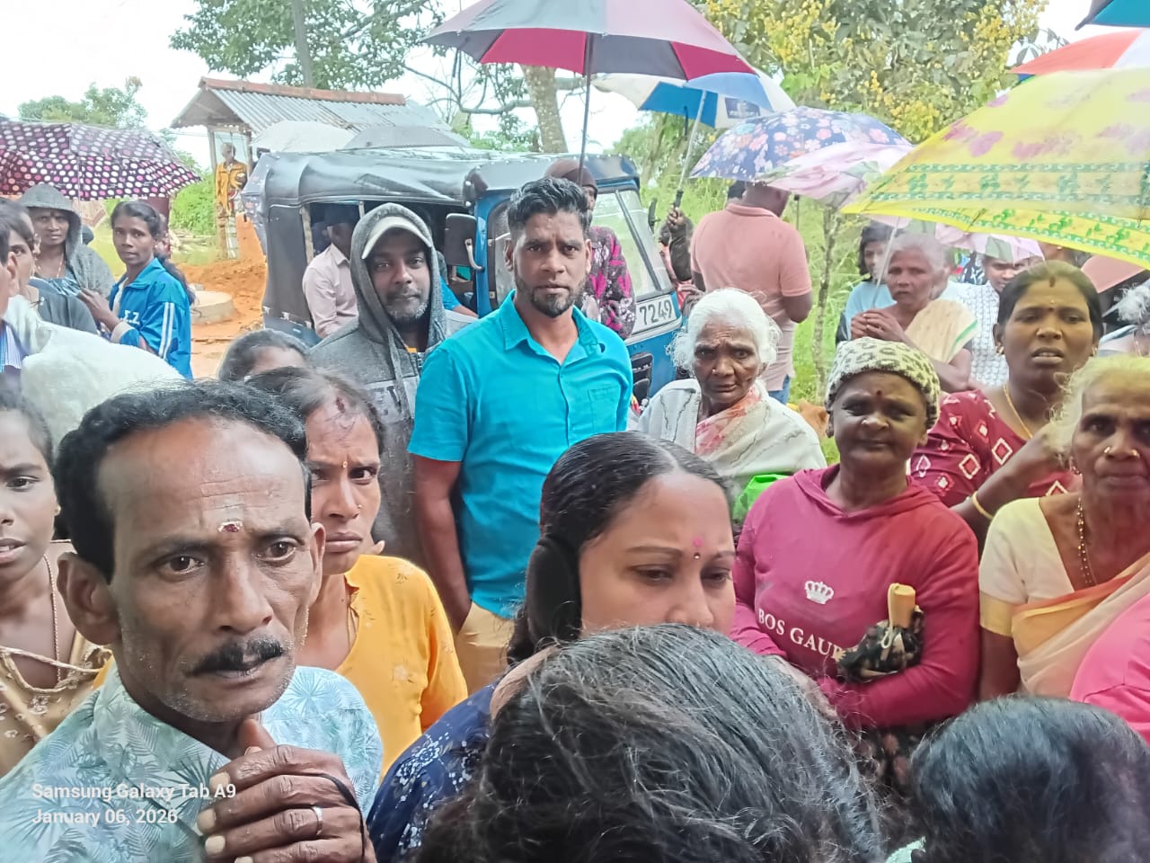 புசல்லாவை தோட்டப் பகுதியில் குறைந்த வருமானம் பெறுவோருக்கு நிவாரணம்