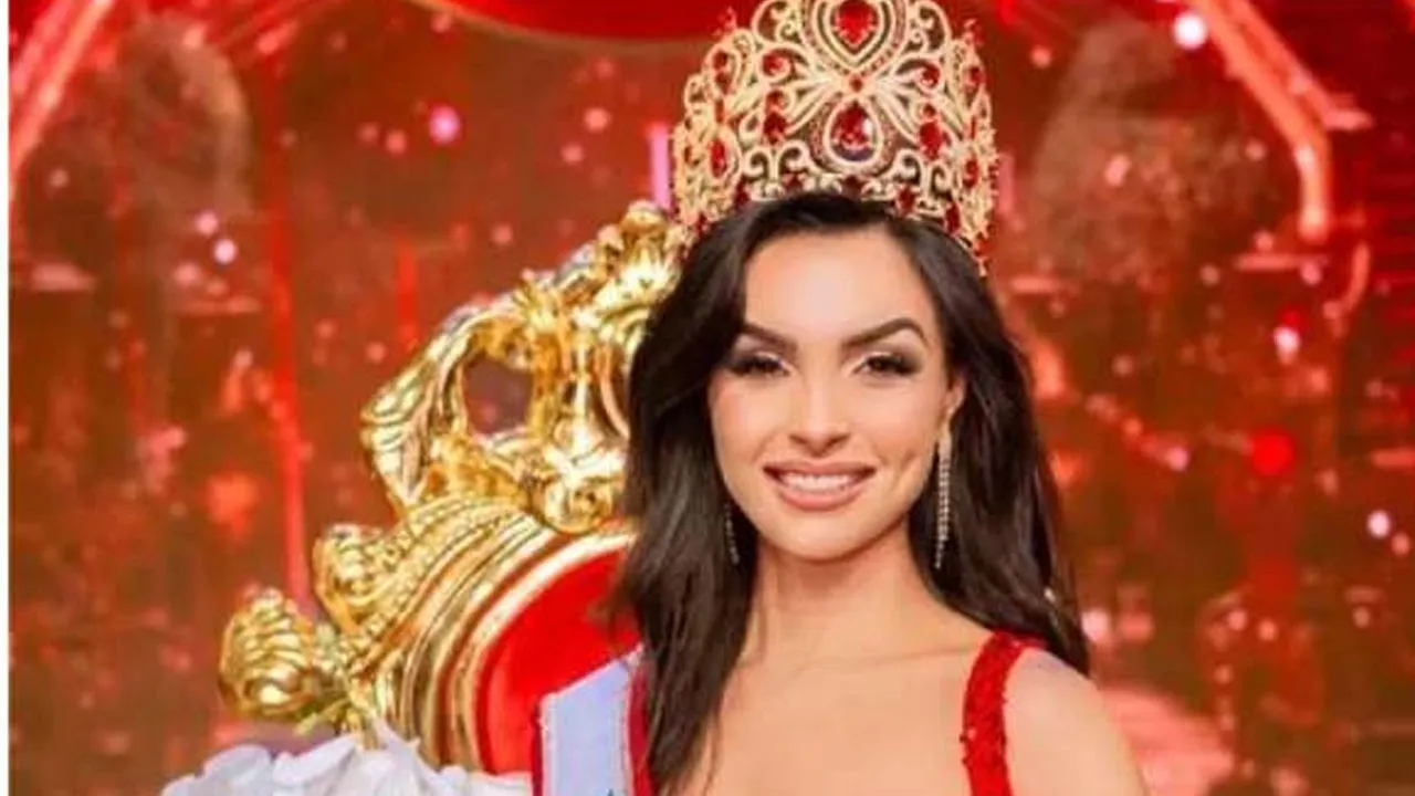 திருமதி உலக அழகிப் போட்டியில் இலங்கை சபீனா யூசுப் மூன்றாமிடம் பெற்றார்