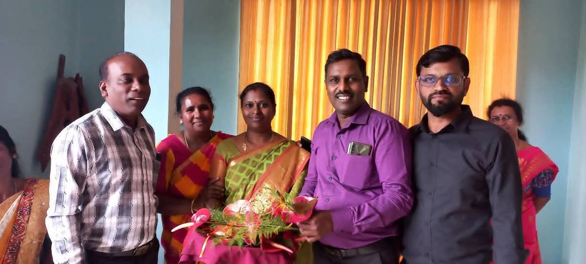 ஆசிரிய தொழிலில் 25 ஆண்டுகள் நிறைவு