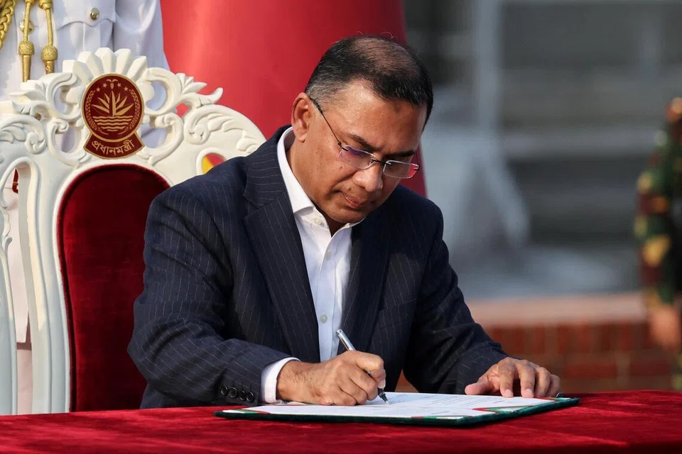 பங்ளாதே‌ஷ் பிரதமராக தாரிக் ரஹ்மான் பதவியேற்பு