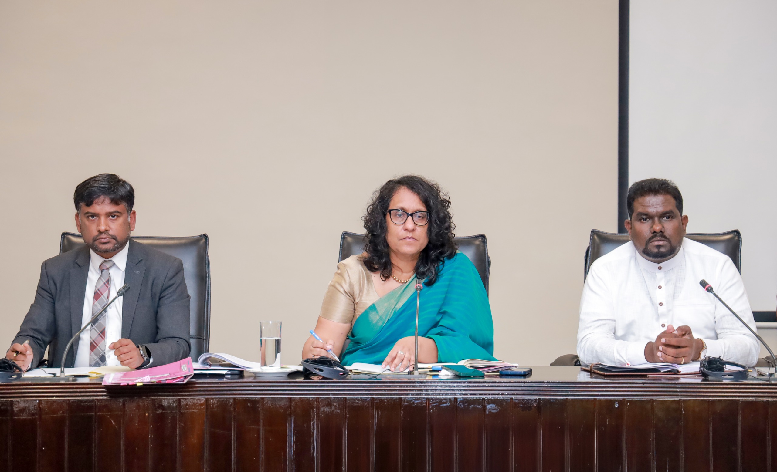 பெருந்தோட்டப் பாடசாலைகளுக்கு காணி உறுதி வழங்க துரித நடவடிக்கை