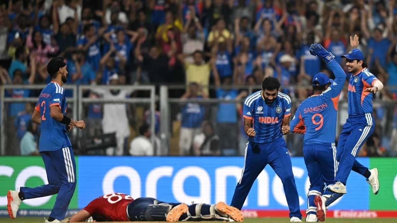 ரி-20 இறுதிப் போட்டியில் நியுசிலாந்துடன் மோத தகுதி பெற்றது இந்திய அணி