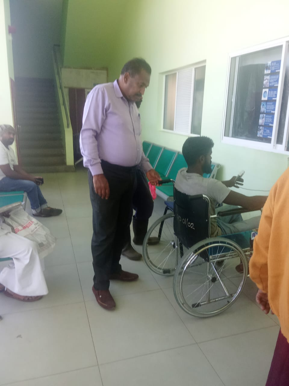 விஷப்பாம்பு தீண்டி ஒருவர் நுவரெலியா வைத்தியசாலையில் அனுமதி