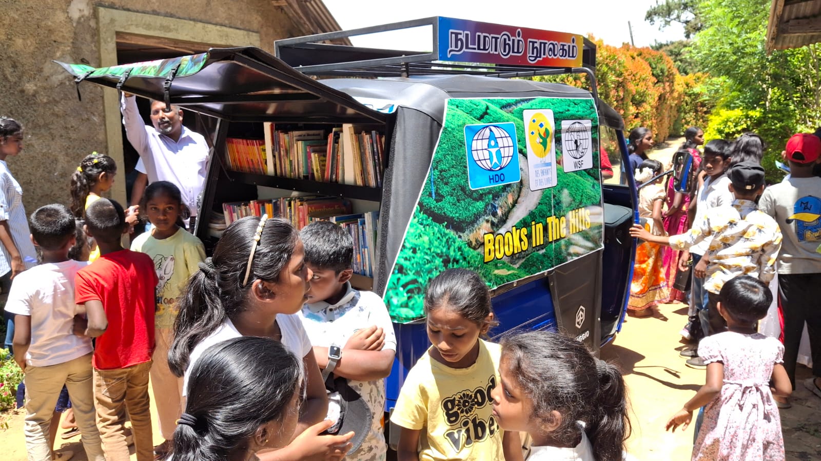 மலையக வரலாற்றில் நடமாடும் நூலகம் ஒரு புதிய வியூகம் - சிவப்பிரகாசம்