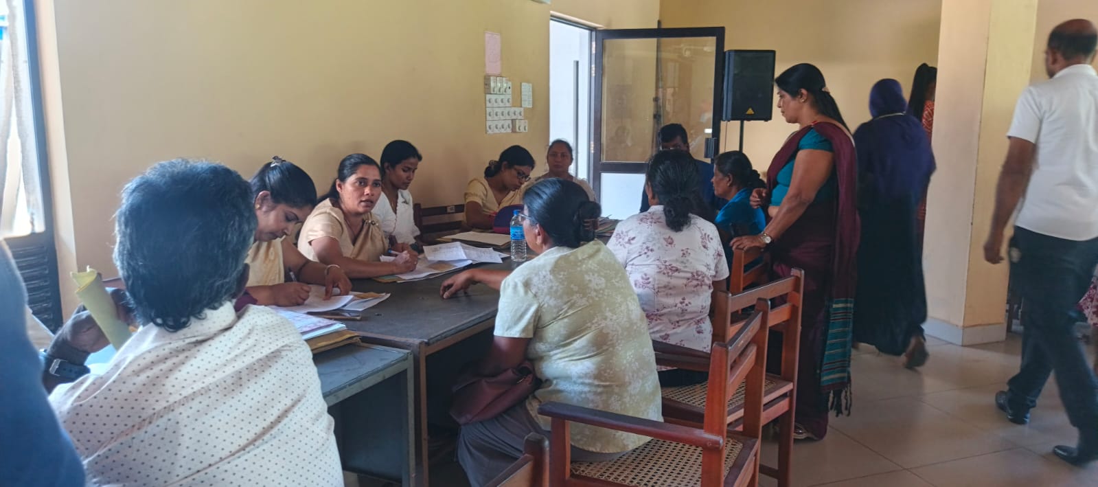 தேசிய சமாதானப் பேரவையின் ஏற்பாட்டில் அம்பகமுவையில் நடமாடும் சேவை