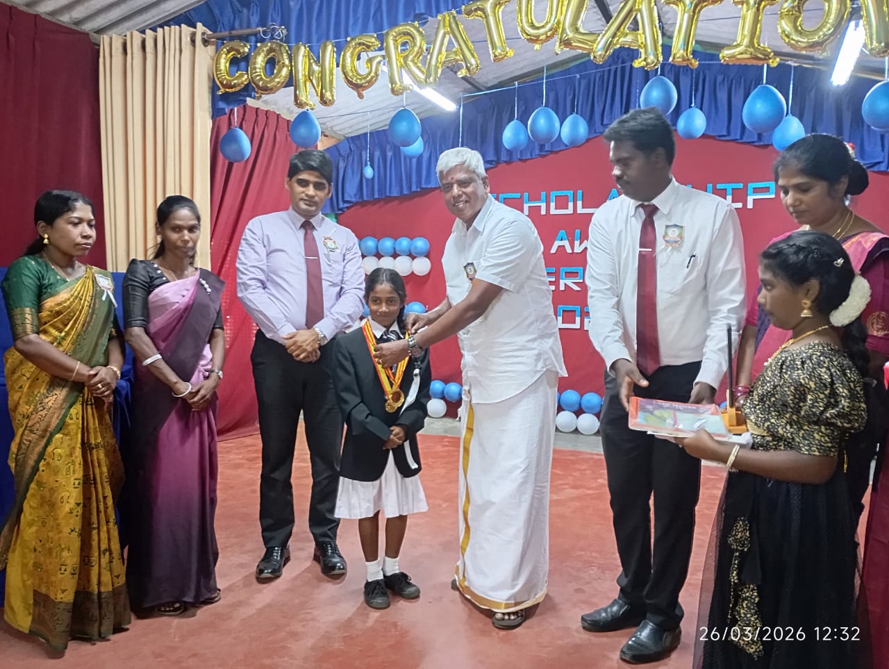 அபிராமி த.ம.வித்தியாலயத்தில் மாணவர் பாராட்டு விழா!