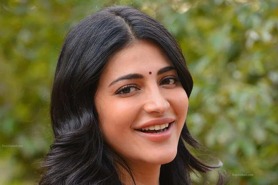 புகை பிடிக்கும் காட்சிக்காக ஷ்ருதி ஹாசன் எடுத்த முடிவு என்ன?