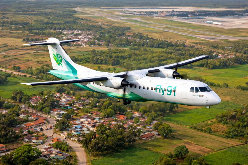 தொழினுட்பக் கோளாற்றால் நான்கு மணி நேரம் நடுவானில் வட்டமடித்த விமானம்!