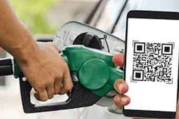 தமிழ், சிங்கள புத்தாண்டை முன்னிட்டு இன்று (11) நள்ளிரவு முதல் கியூஆர் முறைமைக்குப் புறம்பாகப் பெட்ரோல் விநியோகிக்க நடவடிக்கை எடுக்கப்பட்டுள்ளதாக இலங்கை பெட்ரோலியக் கூட்டுத்தாபனம் அறிவித்துள்ளது. எனினும், ஒற்றை, இரட்டை இலக்க விதிகள் பின்பற்றப்