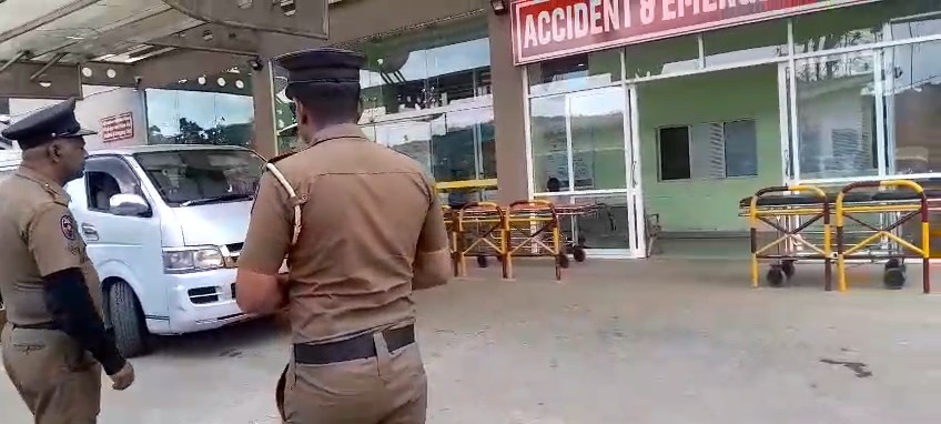 இறம்பொடையில் கசிப்பு பிடிக்கச் சென்ற பொலிஸார் மீது குளவிக் கொட்டு!