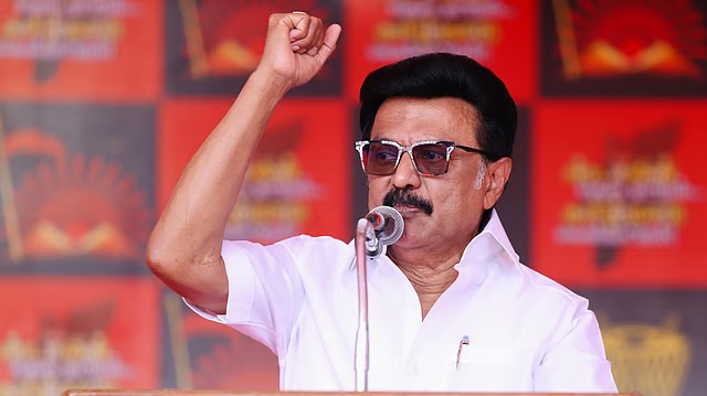 திமுக-தவெக இடையே போட்டியா? பதில் அளிக்க ஸ்டாலின் மறுப்பு