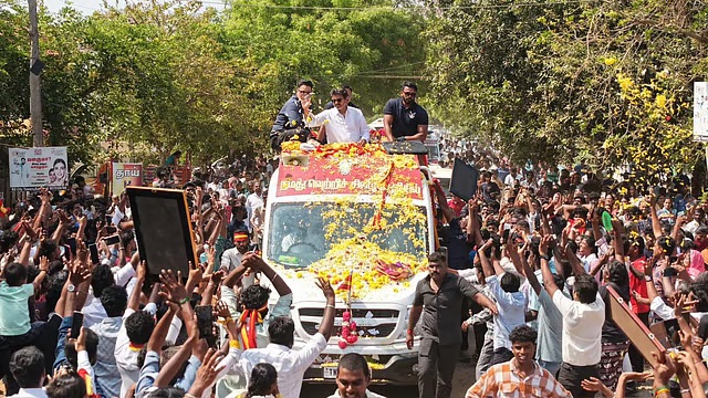 கூட்டங்களை இரத்துச் செய்வதை வழக்கமாகக் கொண்டுள்ள விஜய்!