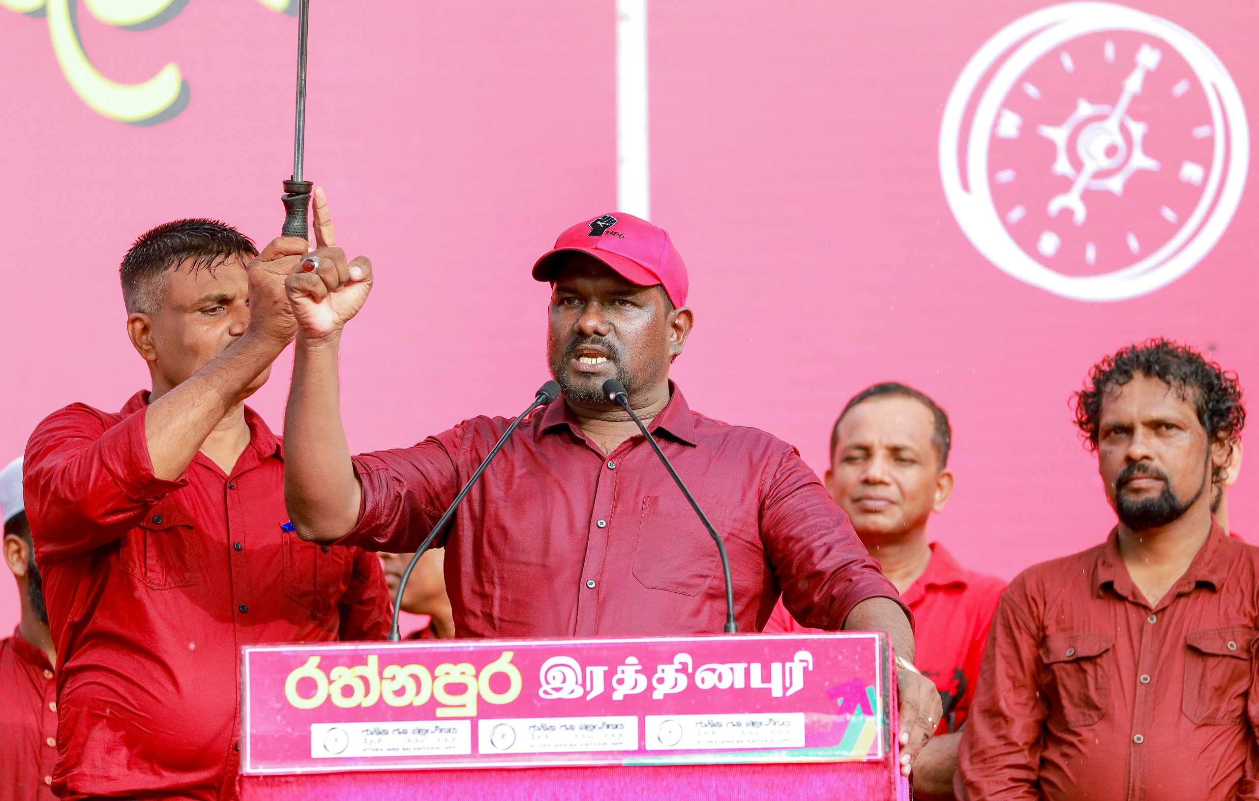 உழைக்கும் வர்க்கத்தின் அரசாங்கத்தை பாதுகாப்பது எமது கடமை - பிரதீப்