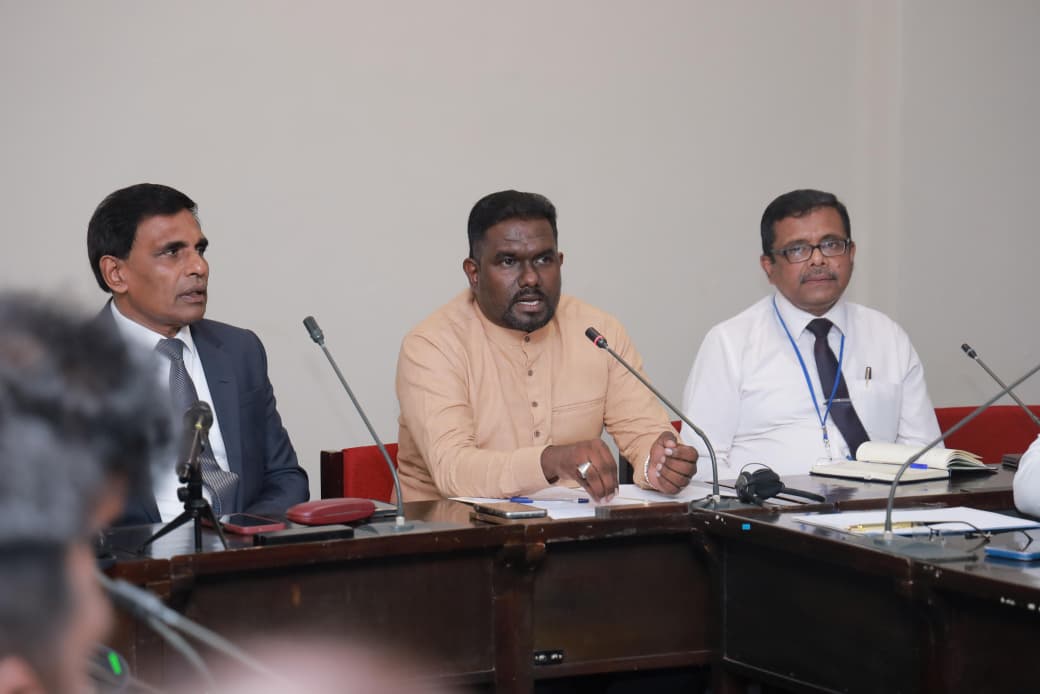 தோட்டங்களில் பாதுகாப்புக் குழுக்களை அமைக்க நடவடிக்கை!