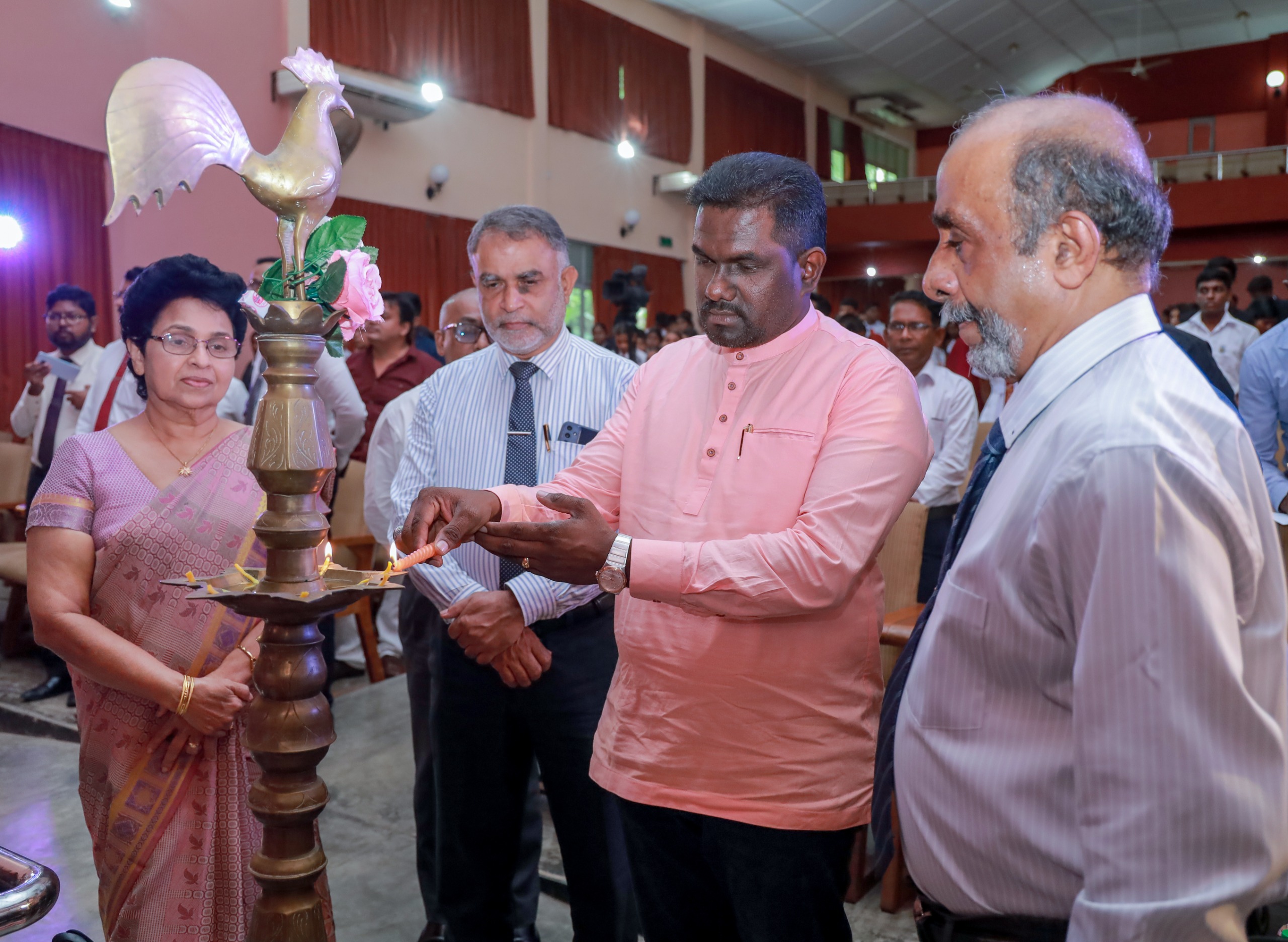 சபரகமுவை இலக்கிய விழாவில் பிரதி அமைச்சர் பிரதீப் பிரதம அதிதி!
