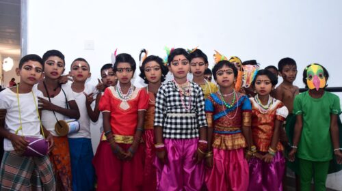 புளியாவத்தை ஆரம்ப த.வி. தரம் 5 மாணவர்களுக்கு வினாத்தாள் பொதி