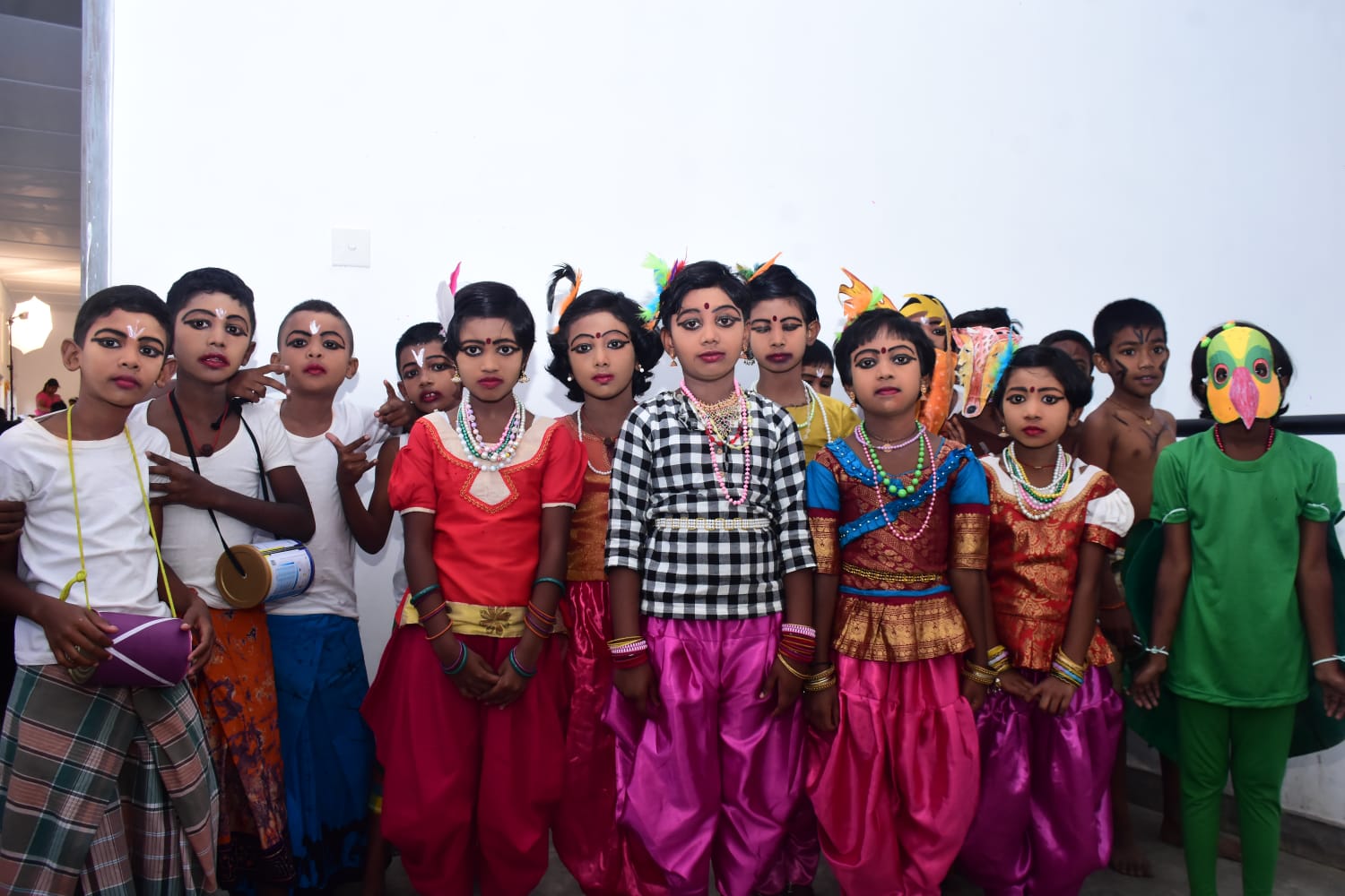 புளியாவத்தை ஆரம்ப த.வி. தரம் 5 மாணவர்களுக்கு வினாத்தாள் பொதி