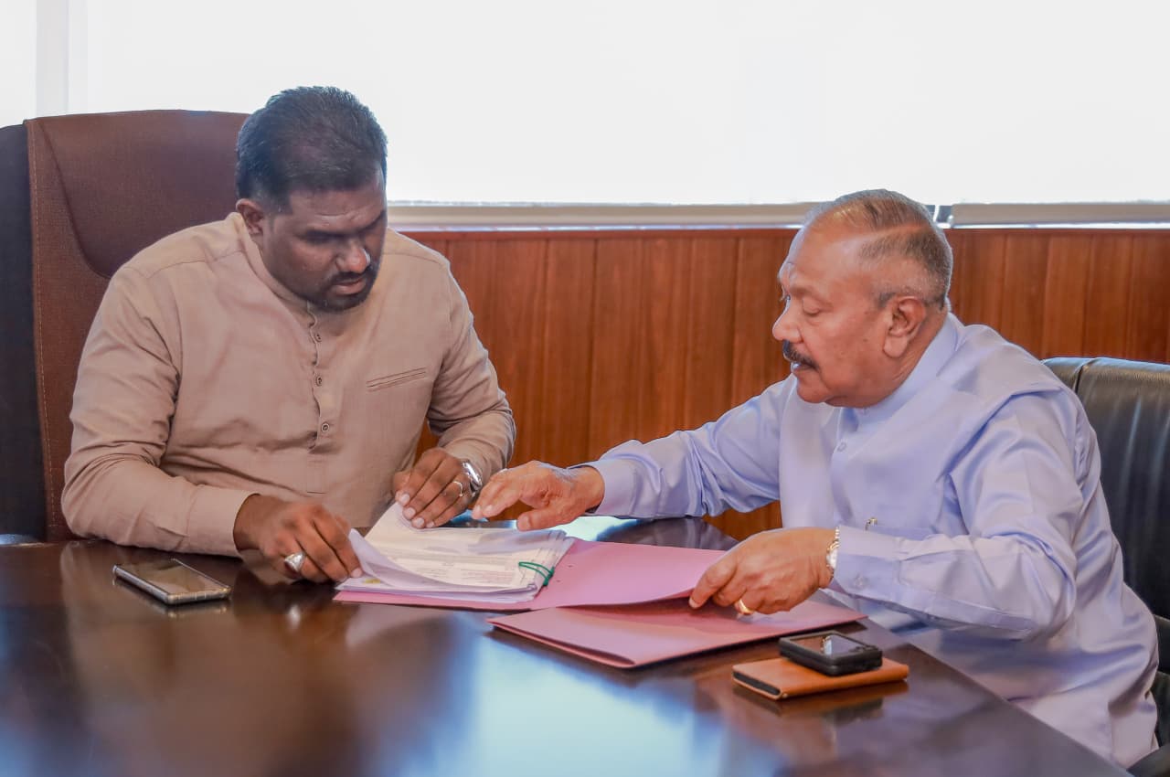 தோட்ட பிரதியமைச்சர் பிரதீப்புடன் இராதா எம்பி சந்திப்பு