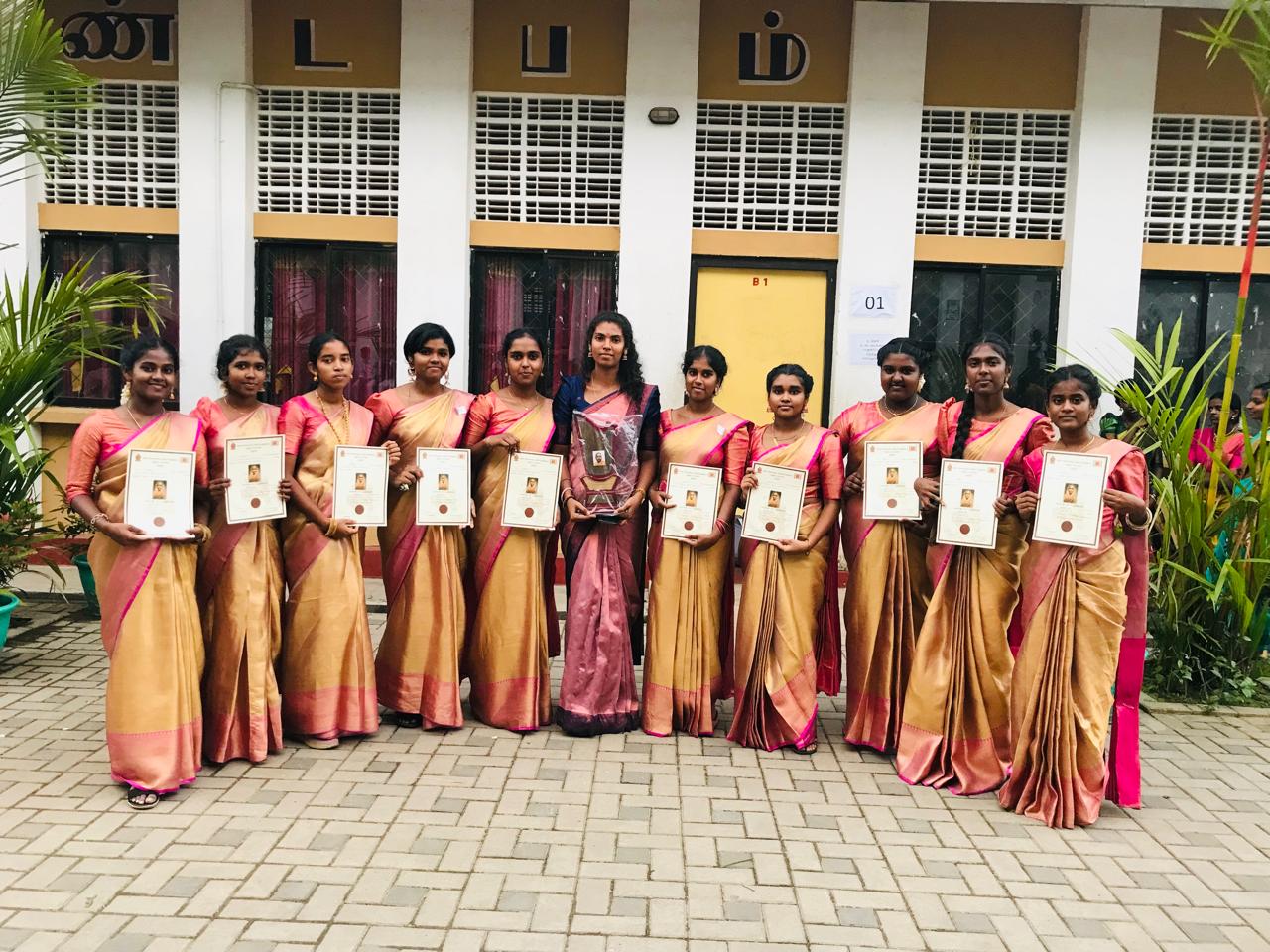 மாத்தளை பாக்கியம் தேசிய கல்லூரி மாணவிகள் தேசிய போட்டிக்கு
