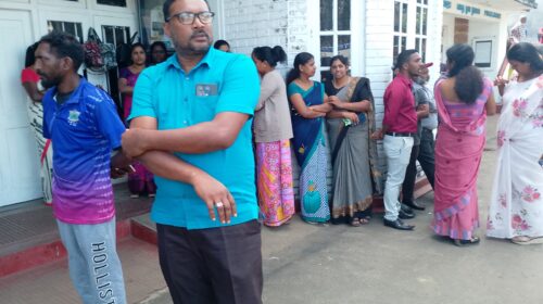 இன்று ஹற்றன் டிக்கோயா நகர சபை ஊழியர்கள் ஆர்ப்பாட்டம்