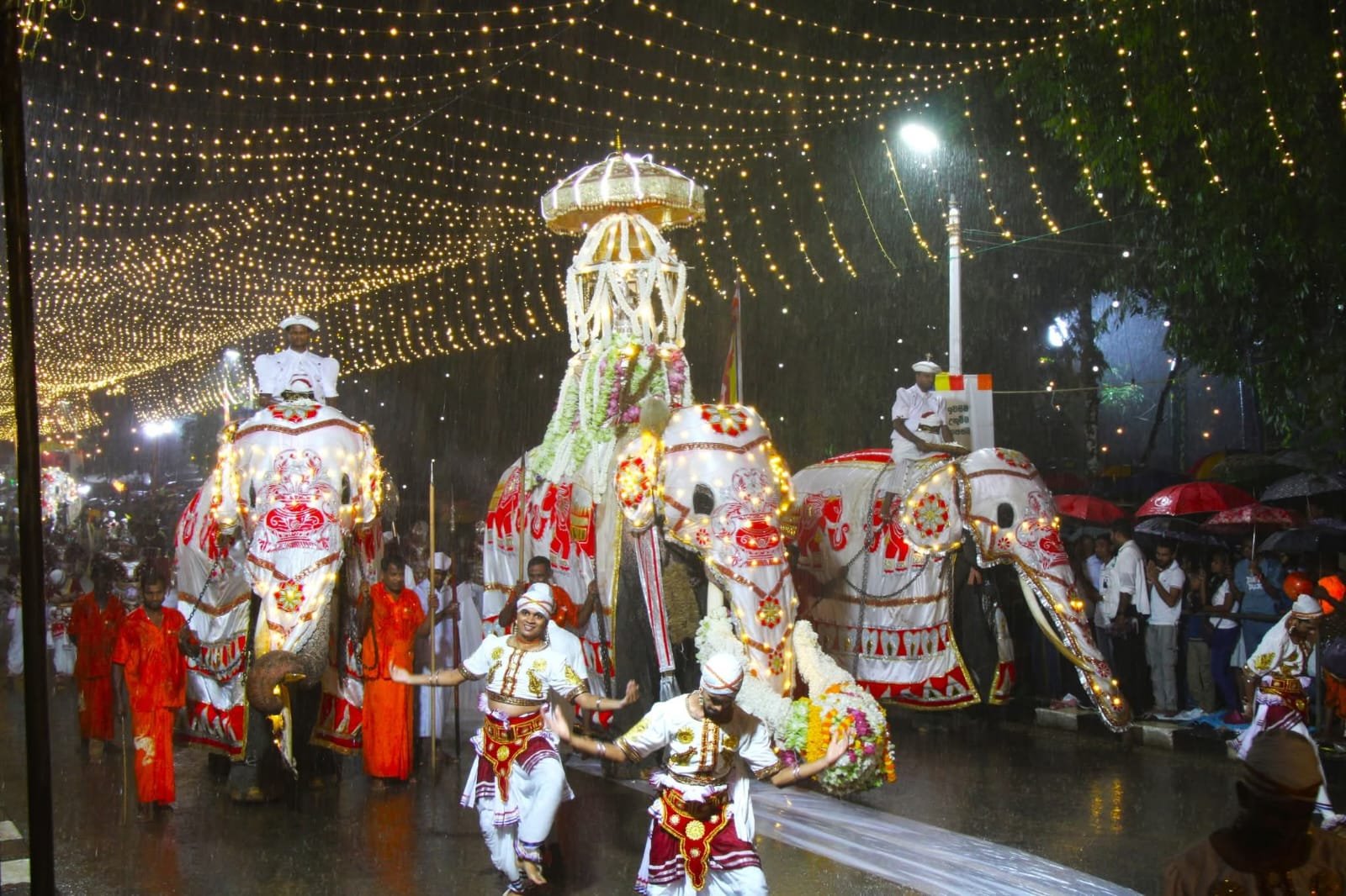 வரலாற்றுச் சிறப்புமிக்க இரத்தினபுரி சமன் தேவாலய உற்சவம்
