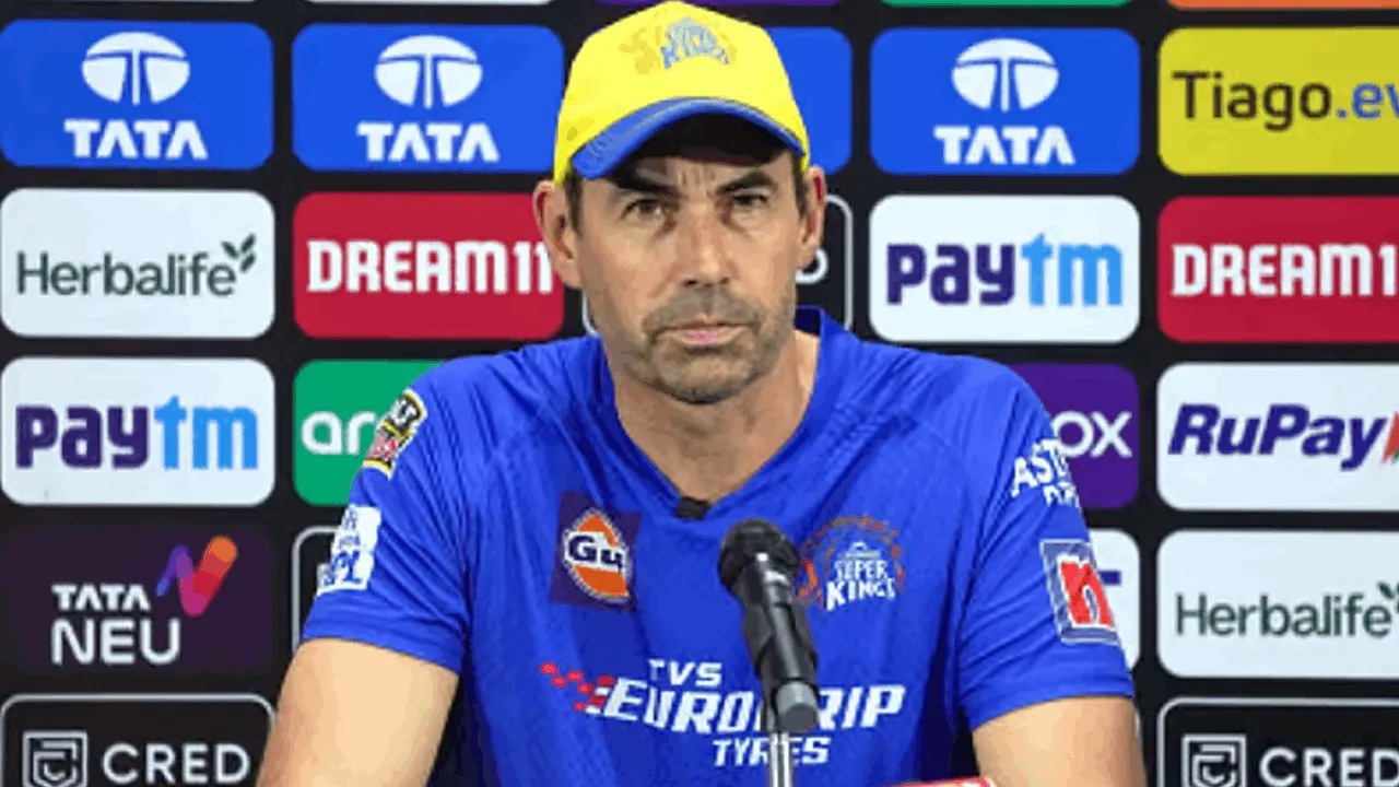 பரபரப்பான சென்னை சூப்பர் கிங்ஸ் அணியின் பயிற்றுவிப்பாளர் விலகல்