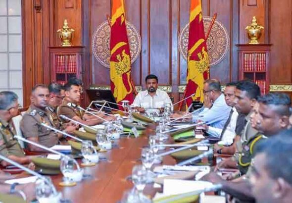 நீர்கொழும்பு சம்பவத்தையடுத்து ஜனாதிபதிக்கும் சிறை அதிகாரிகளுக்கும் இடையில் சந்திப்பு