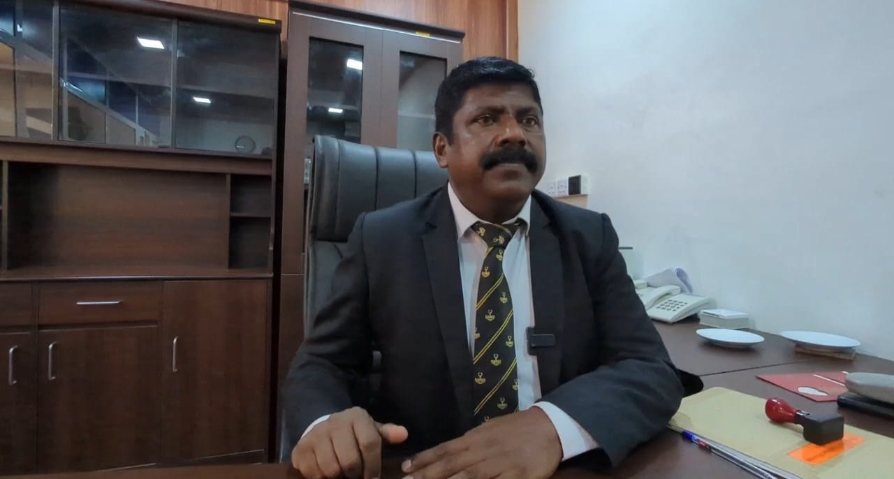 இன்றைய அமர்வில் நோர்வூட் பிரதேச சபை தவிசாளருக்கு எதிர்ப்பு