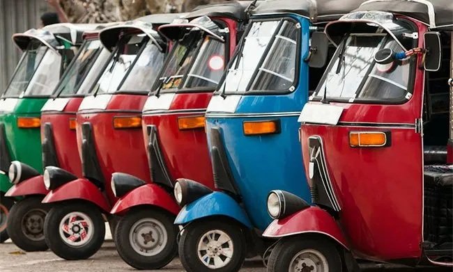 பொதுப்போக்குவரத்து ஓட்டுநர்கள் வயதை 23ஆக நிர்ணயிக்க கோரிக்கை