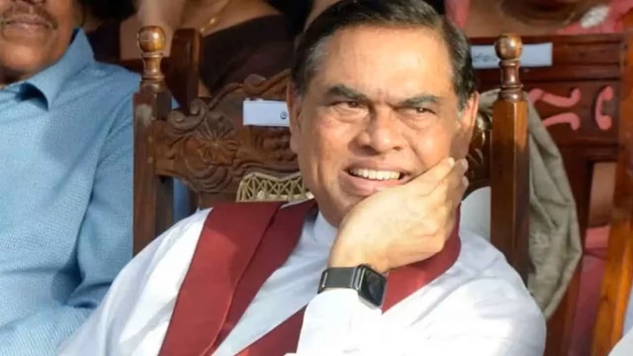 முன்னாள் அமைச்சர் பசில் ராஜபக்ஷவுக்கு எதிராக நீல அறிவித்தல்!