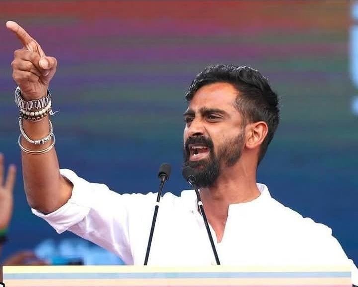 தேயிலைக் கொழுந்து பறித்த கைகளை இழிவுபடுத்துவது எளிது!