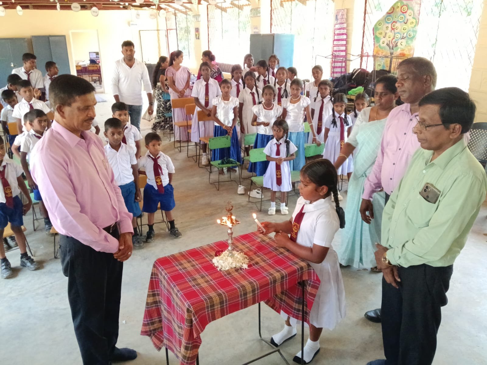 இரத்தினபுரி தமிழ் பாடசாலைகளுக்கு கணினித் தொகுதிகள் கையளிப்பு!