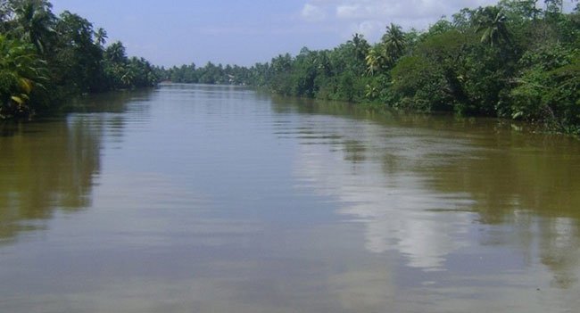 களுகங்கையில் நீராடச் சென்ற இளைஞர் மாயம்