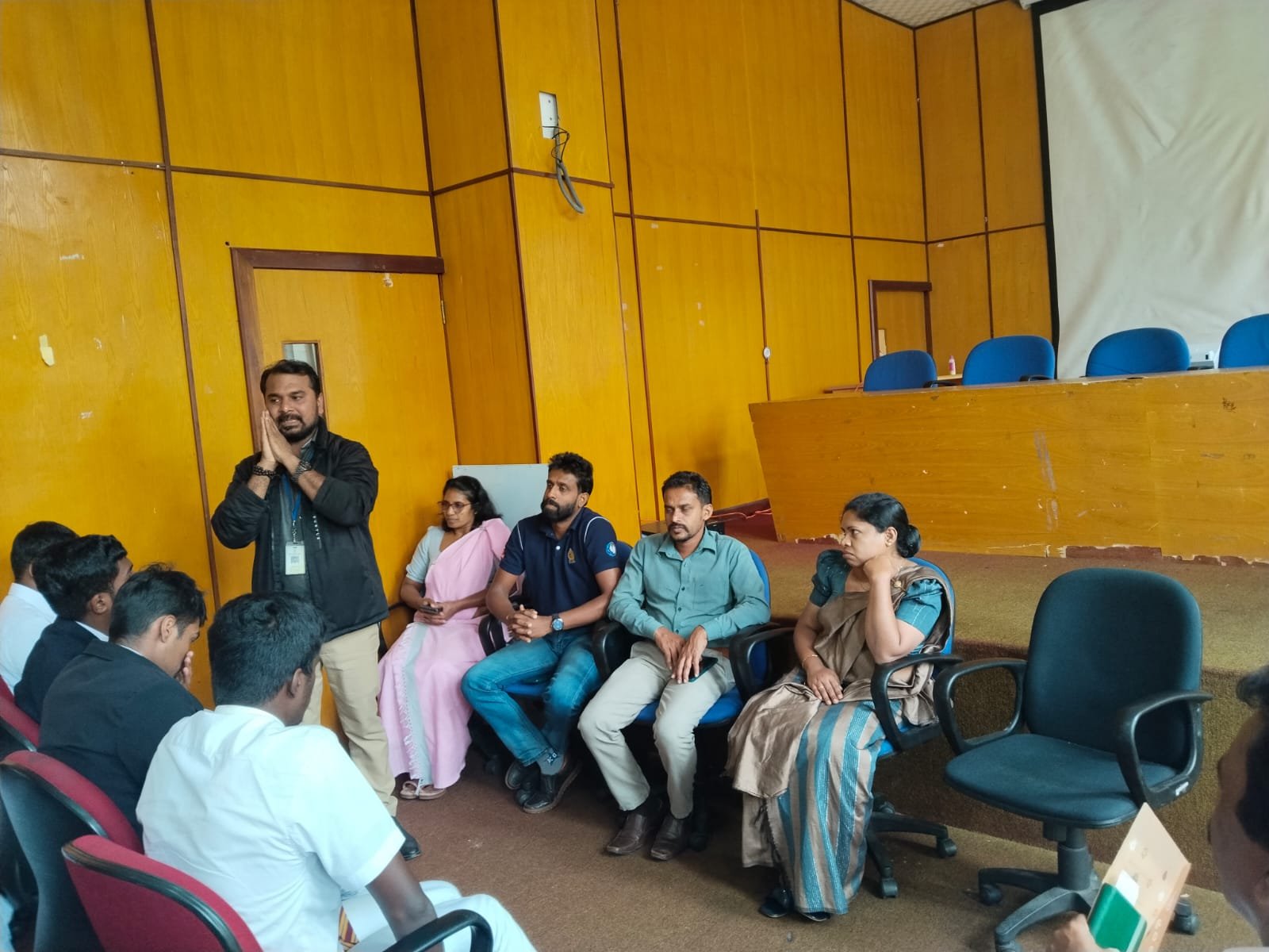 நுவரெலியாவில் சிறுவர் பாதுகாப்பு தொடர்பான விழிப்புணர்வு அமர்வு