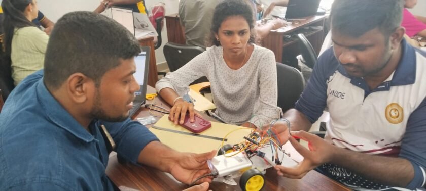 பெருந்தோட்டப் பாடசாலை மாணவர்களின் விஞ்ஞான அறிவை மேம்படுத்தும் திட்டம்