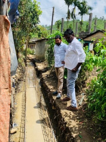 கொட்டகலை பிரதேச சபை உறுப்பினர் கணபதி கண்ணதானின் வேண்டுகோளுக்கு இணங்க, ரூபாய் 5 இலட்சம் நிதி ஒதுக்கீட்டின் கீழ், டிறைட்டன் வாய்க்கால் அபிவிருத்தி வேலைத்திட்டம் ஆரம்பித்து வைக்கப்பட்டது.