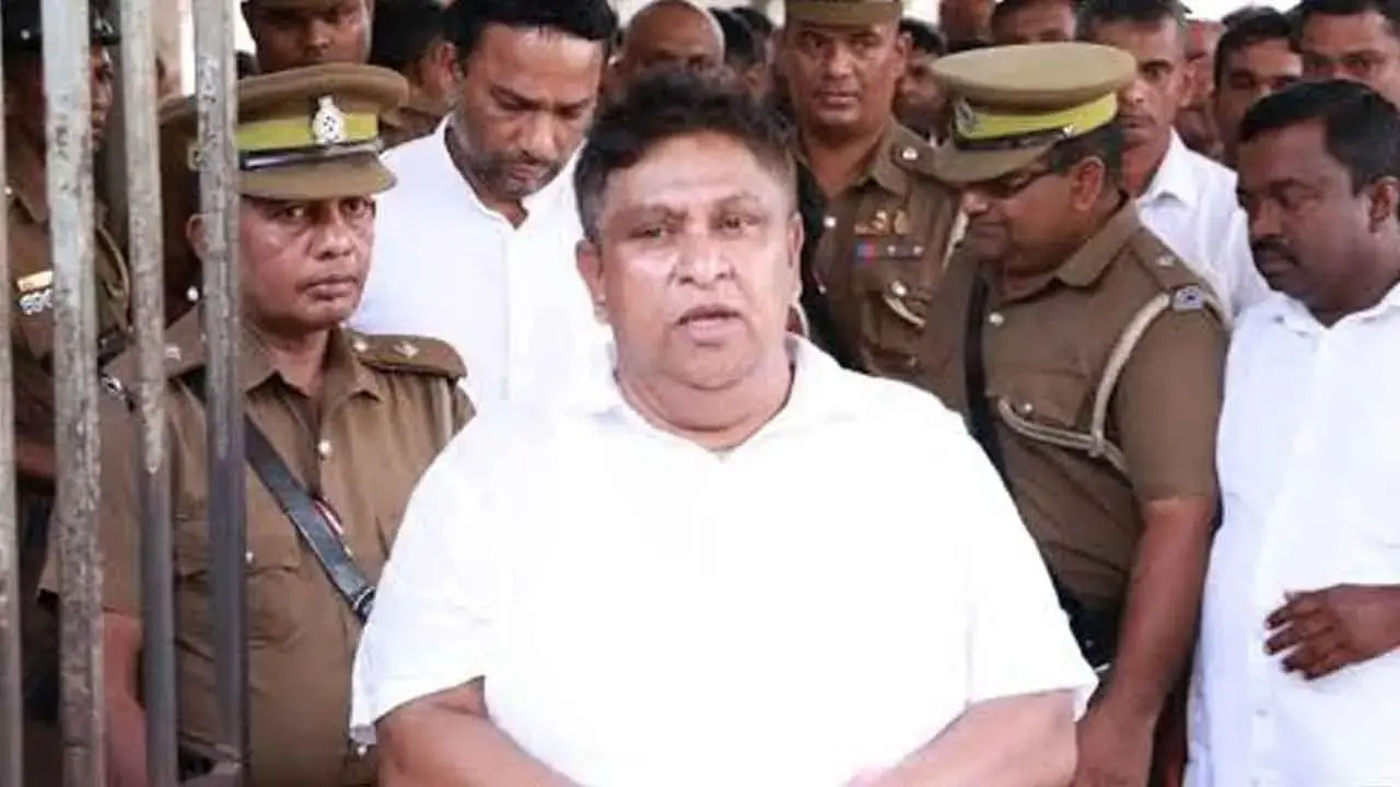 நான்கு வழக்குகளில் சாமர சம்பத்திற்கு பிணை; எனினும் சிறை!