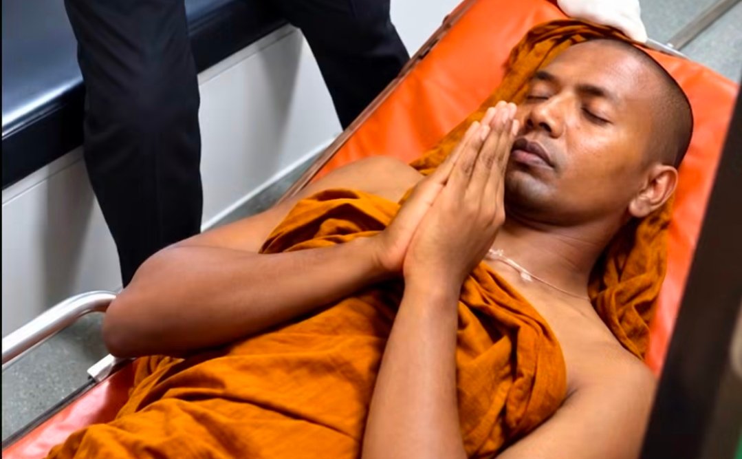 தேரர் தாக்கப்படவில்லை ; சறுக்கியே வீழ்ந்தார் - பொலிஸ்